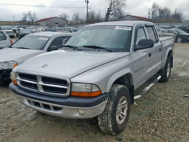 1B7HG38N02S615056 - 2002 DODGE DAKOTA QUA SILVER photo 2