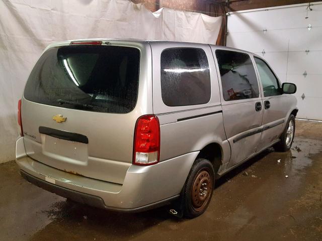 1GNDV23178D168569 - 2008 CHEVROLET UPLANDER L ვერცხლისფერი ფოტო 4
