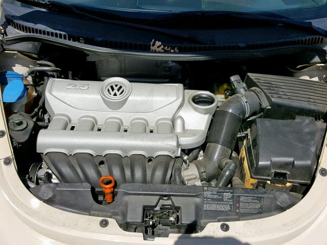 3VWPG31Y98M405666 - 2008 VOLKSWAGEN NEW BEETLE კრემისფერი ფოტო 7
