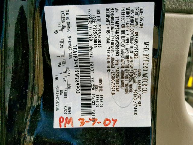 1FAFP34N55W289903 - 2005 FORD FOCUS ZX4 BLACK photo 10