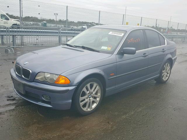 WBAAV53451JS94103 - 2001 BMW 330 I BLUE photo 2