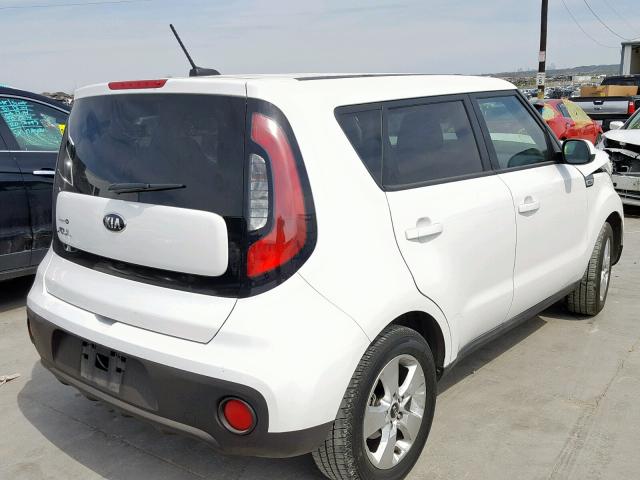 KNDJN2A26J7896282 - 2018 KIA SOUL WHITE photo 4