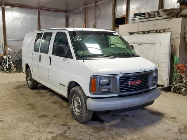 1GTHG35RX21109912 - 2002 GMC SAVANA G35 WHITE photo 1