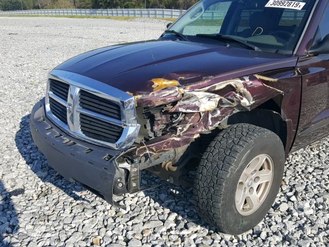 1D7HE48N45S130053 - 2005 DODGE DAKOTA QUA BURGUNDY photo 9