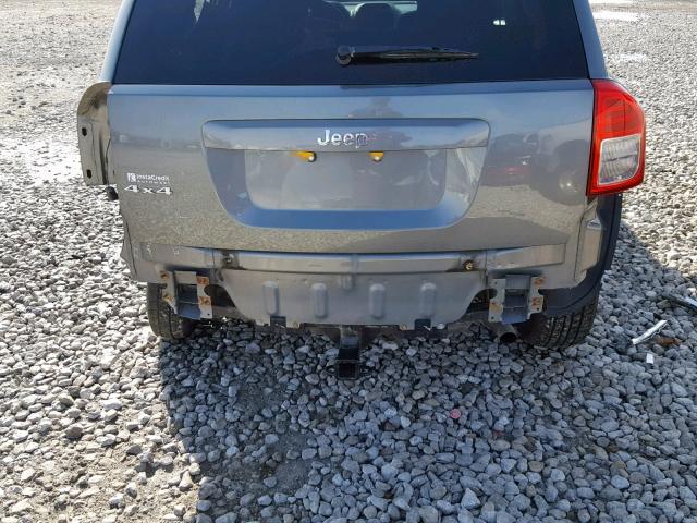 1C4NJDBB7CD562368 - 2012 JEEP COMPASS SP 灰色 照片 9