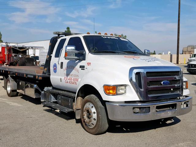 3FRWX6FLXBV094797 - 2011 FORD F650 SUPER WHITE photo 1