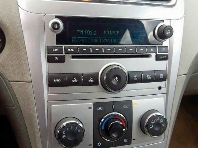 1G1ZB5E15BF187583 - 2011 CHEVROLET MALIBU LS SILVER photo 9