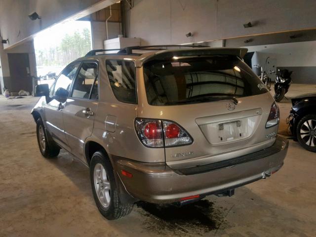 JTJGF10U620149583 - 2002 LEXUS RX 300 GOLD photo 3