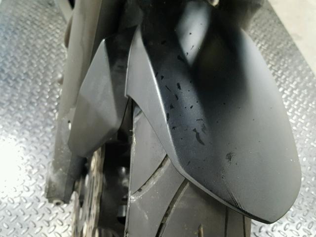 JKAEXEE17EDA17066 - 2014 KAWASAKI EX650 E GRAY photo 9