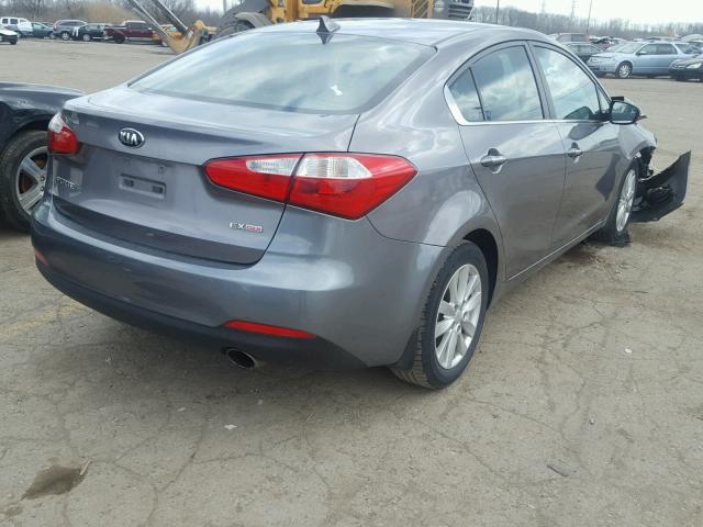 KNAFX4A80F5370486 - 2015 KIA FORTE EX GRAY photo 4