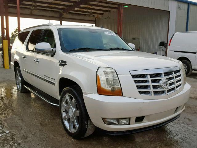 1GYFC66888R188561 - 2008 CADILLAC ESCALADE E WHITE photo 1