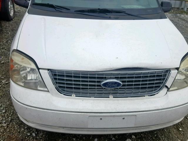 2FMZA52275BA41761 - 2005 FORD FREESTAR S WHITE photo 7