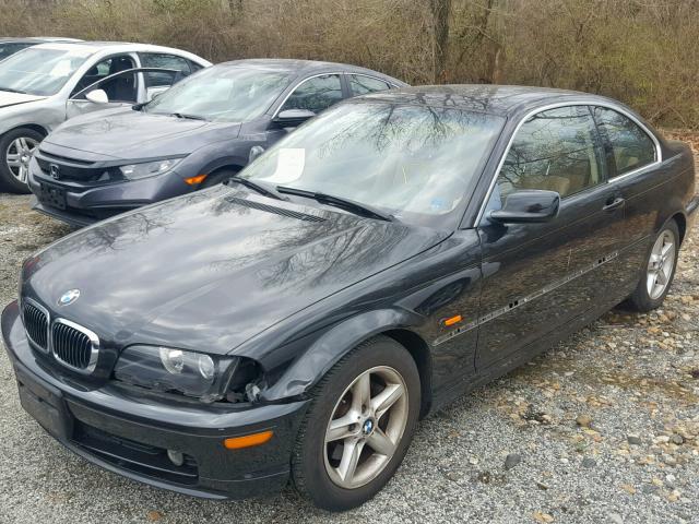 WBABN33433PG62113 - 2003 BMW 325 CI BLACK photo 2