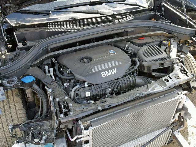 WBXHT3Z35H4A57717 - 2017 BMW X1 XDRIVE2 GRAY photo 7