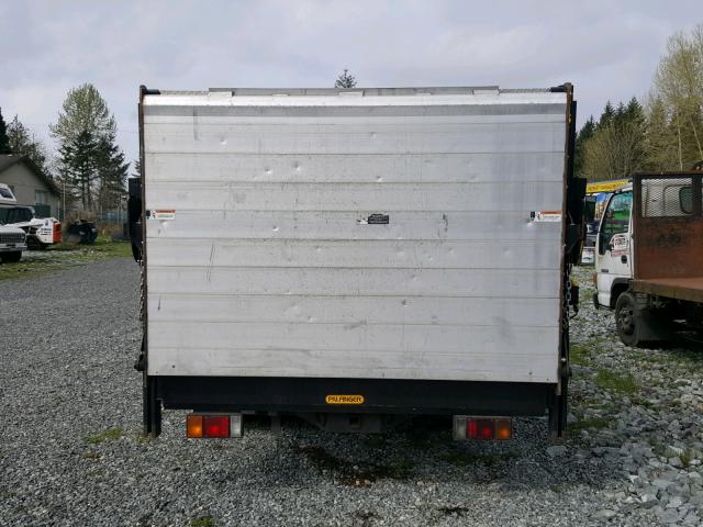 JALB4B140Y7000026 - 2000 ISUZU NPR WHITE photo 9