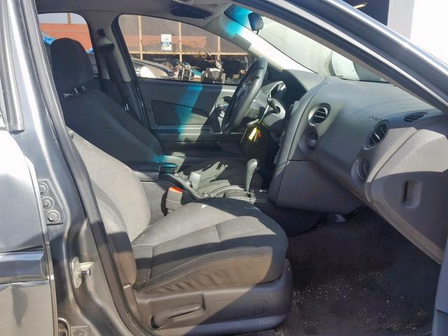 2G2WP522441229751 - 2004 PONTIAC GRAND PRIX SILVER photo 5