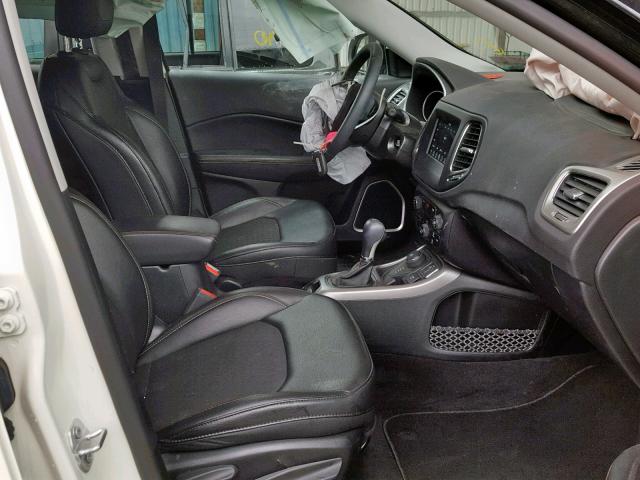 3C4NJDBB2JT175685 - 2018 JEEP COMPASS LA Biały zdjęcie 5
