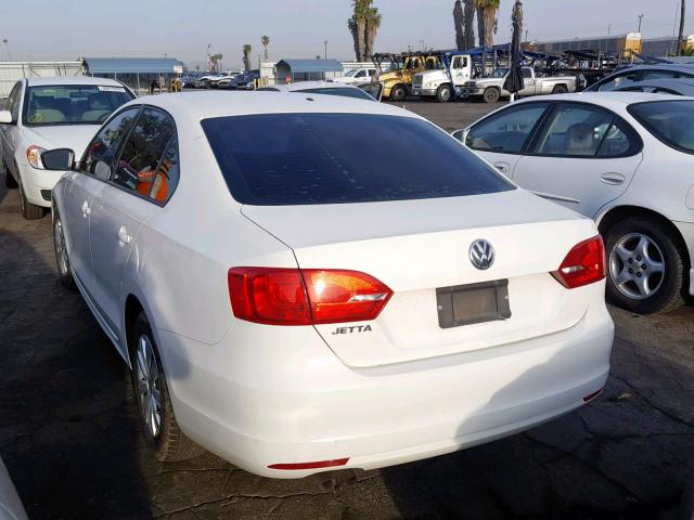 3VW2K7AJ0CM405163 - 2012 VOLKSWAGEN JETTA BASE WHITE photo 3