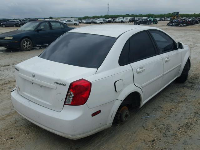 KL5JD56Z16K328980 - 2006 SUZUKI FORENZA WHITE photo 4