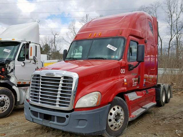 1FUJGLDR9ASAR8697 - 2010 FREIGHTLINER CASCADIA 1 RED photo 2