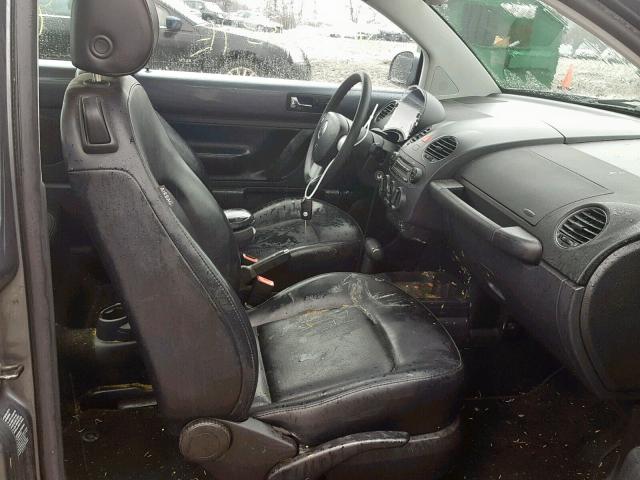 3VWRG31C76M412996 - 2006 VOLKSWAGEN NEW BEETLE Boz foto 5
