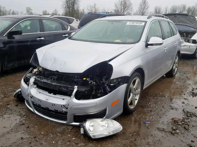 3VWPA71K79M268345 - 2009 VOLKSWAGEN JETTA SEL SILVER photo 2