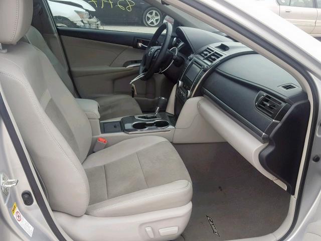 4T1BD1FK4DU093157 - 2013 TOYOTA CAMRY HYBR SILVER photo 5