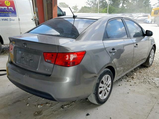 KNAFU4A24B5412835 - 2011 KIA FORTE EX GRAY photo 4