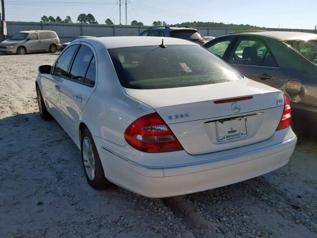 WDBUF65J23A270820 - 2003 MERCEDES-BENZ E 320 WHITE photo 3