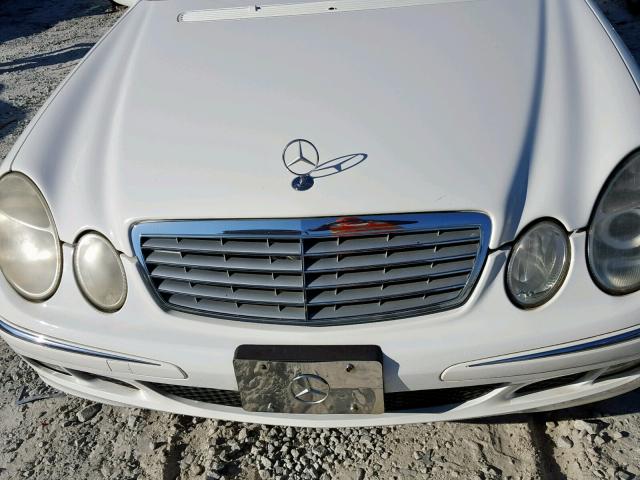 WDBUF65J23A270820 - 2003 MERCEDES-BENZ E 320 WHITE photo 7