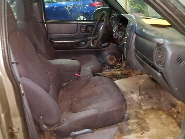 1GTCS14H038227238 - 2003 GMC SONOMA TAN photo 5