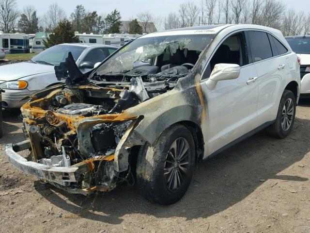 5J8TB4H79HL027399 - 2017 ACURA RDX ADVANC WHITE photo 2