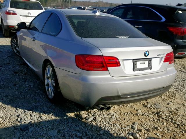 WBAKE5C58BE755365 - 2011 BMW 328 I SULE SILVER photo 3