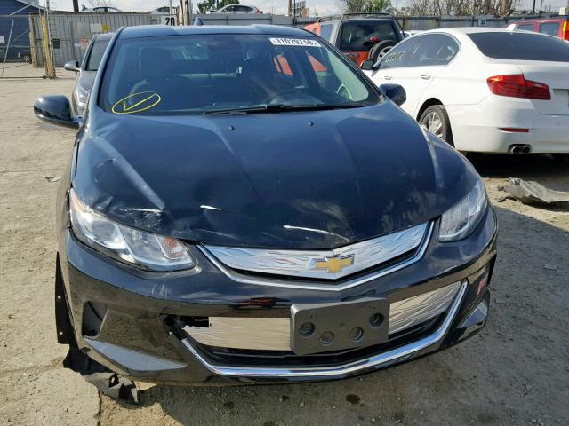 1G1RC6S55JU137397 - 2018 CHEVROLET VOLT LT BLACK photo 9