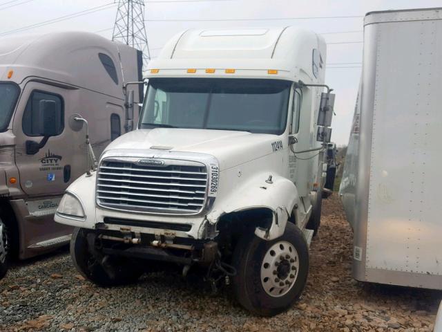 1FUJA6CG62PK07038 - 2002 FREIGHTLINER CONVENTION WHITE photo 2