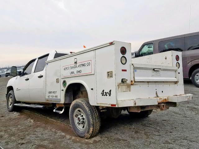 1GTHK33688F137677 - 2008 GMC SIERRA K35 WHITE photo 3