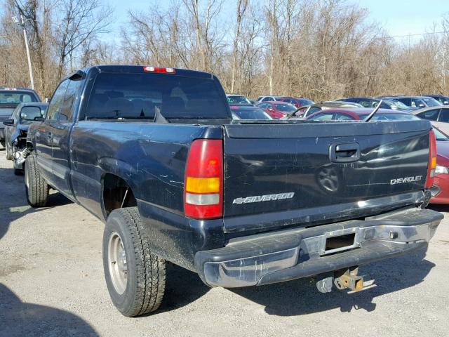 1GCHC29U23E330757 - 2003 CHEVROLET SILVERADO BLACK photo 3