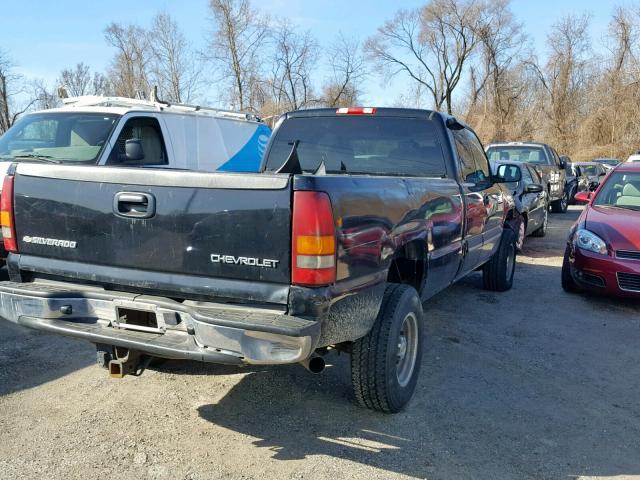 1GCHC29U23E330757 - 2003 CHEVROLET SILVERADO BLACK photo 4