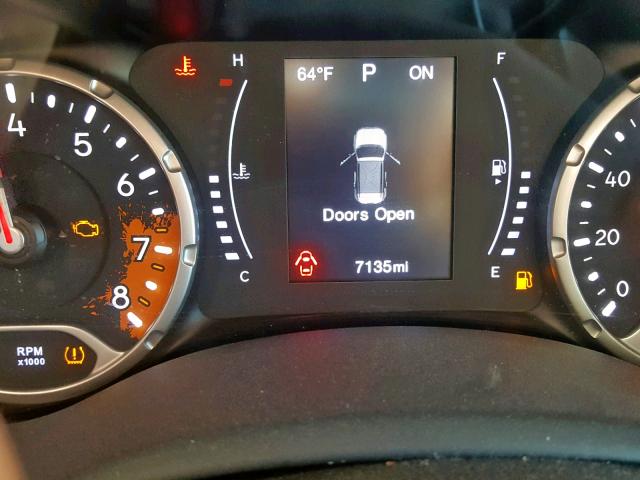 ZACCJBAB0JPH44148 - 2018 JEEP RENEGADE S ნარინჯისფერი ფოტო 8