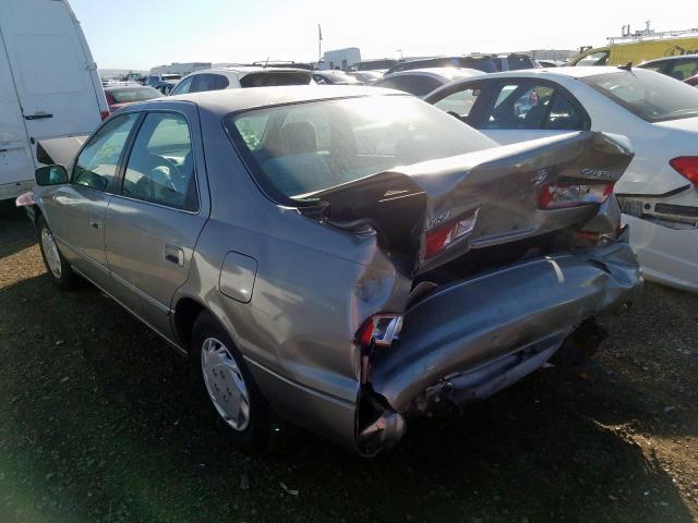 JT2BG22K3W0175598 - 1998 TOYOTA CAMRY CE  photo 3