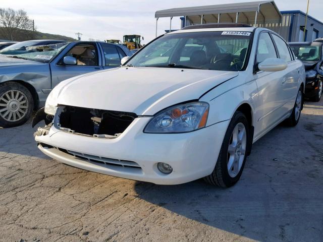 1N4BL11D22C269356 - 2002 NISSAN ALTIMA SE WHITE photo 2