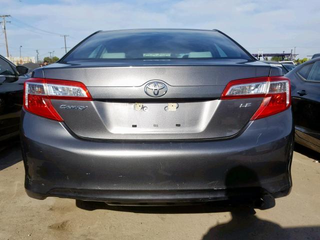 4T4BF1FK4DR306480 - 2013 TOYOTA CAMRY L 灰色 照片 9