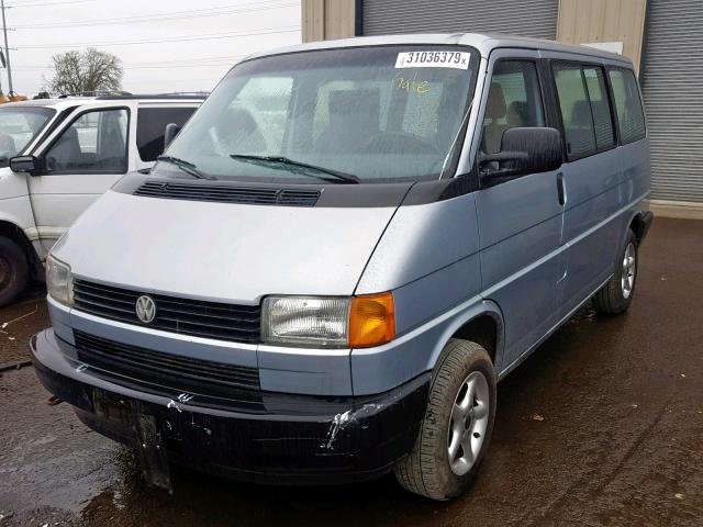 WV2KC070XPH061620 - 1993 VOLKSWAGEN EUROVAN GL GRAY photo 2