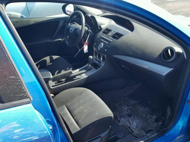 JM1BL1H50A1226959 - 2010 MAZDA 3 S BLUE photo 5