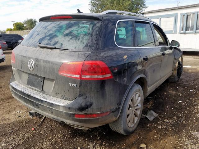 WVGFK9BP0BD002762 - 2011 VOLKSWAGEN TOUAREG V6 TDI  photo 4