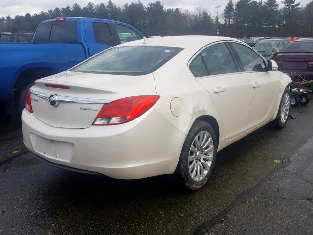 2G4GR5EK9C9153686 - 2012 BUICK REGAL WHITE photo 4