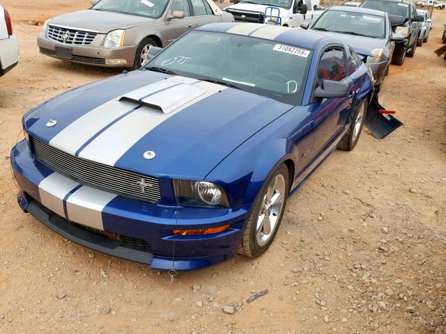 1ZVHT82H285150666 - 2008 FORD MUSTANG GT BLUE photo 2