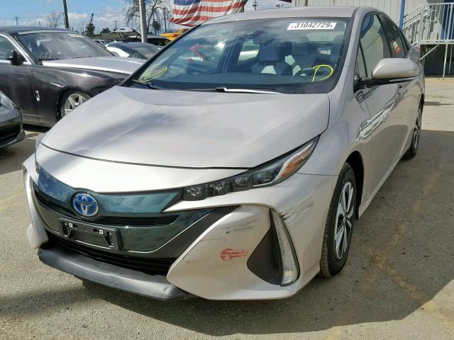 JTDKARFP9H3032650 - 2017 TOYOTA PRIUS PRIM 棕色 照片 2