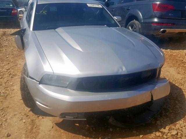 1ZVBP8CF0B5116465 - 2011 FORD MUSTANG GT SILVER photo 9