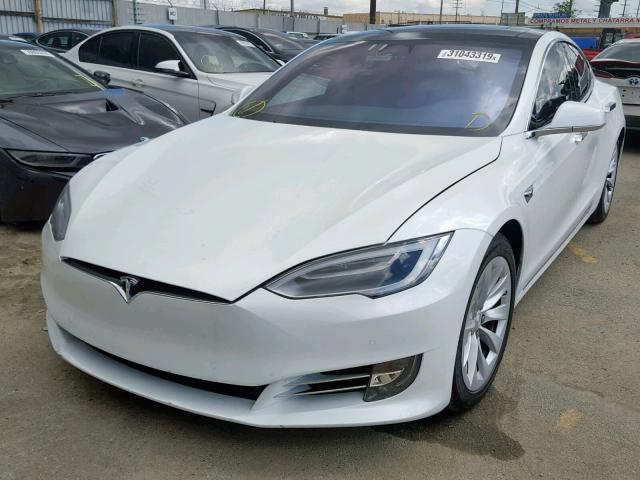 5YJSA1E12HF225272 - 2017 TESLA MODEL S WHITE photo 2